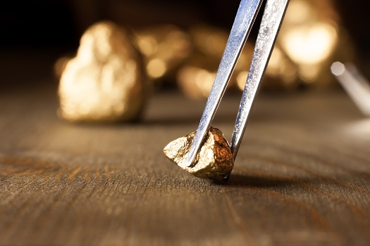 How Can You Tell if a Metal Is White Gold?