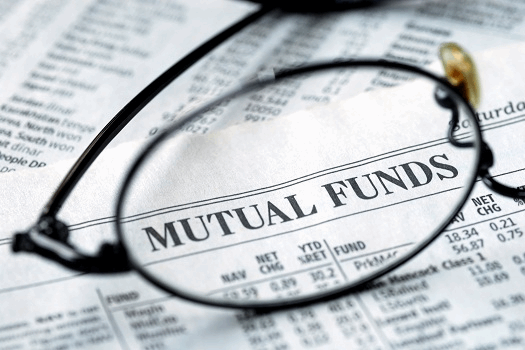 Is It Better to Invest in Mutual Funds or Buy Gold?