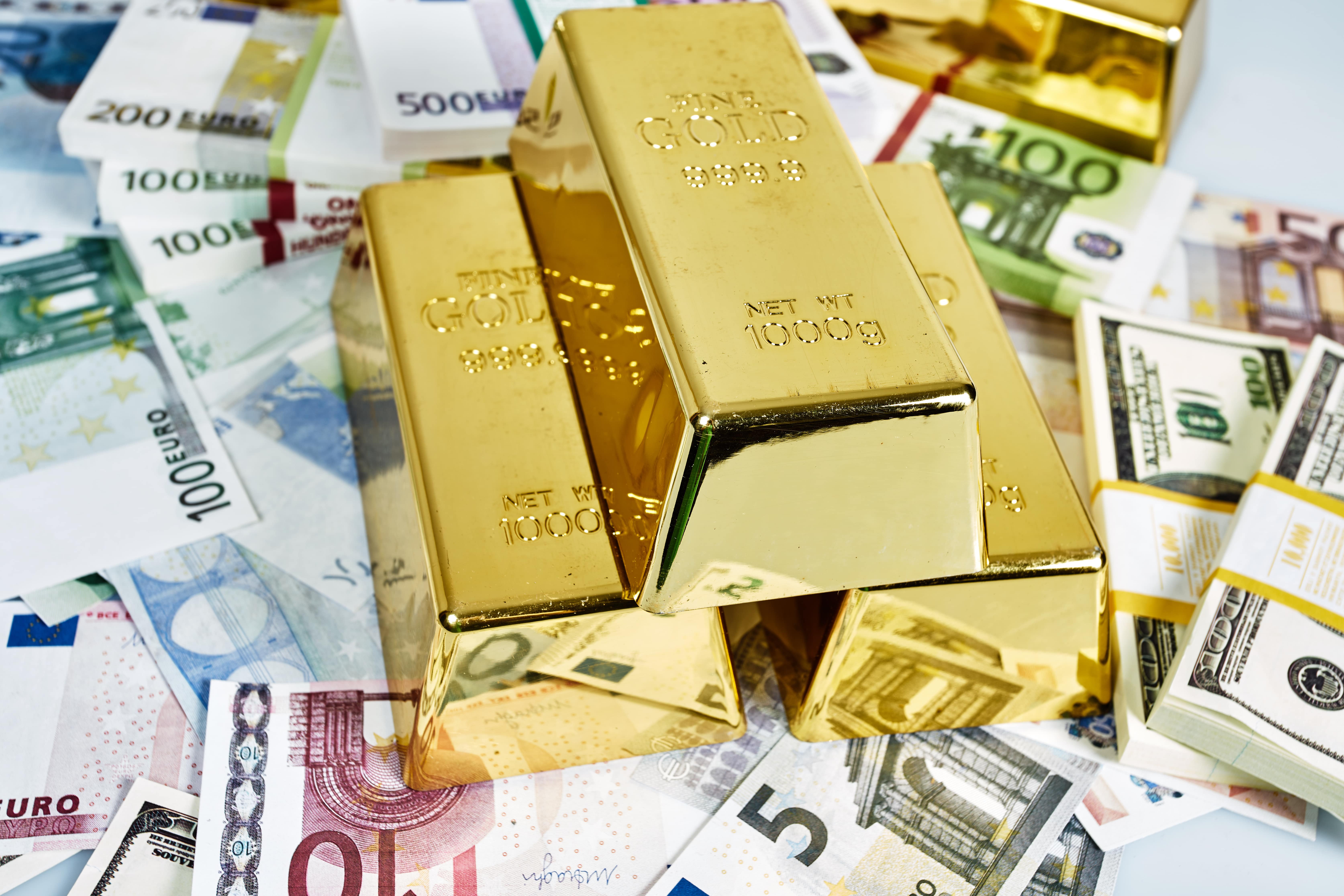How to Move Part of Your Savings into Gold or Silver Accounts