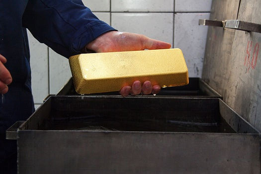 Can People Make Gold Bars Themselves?