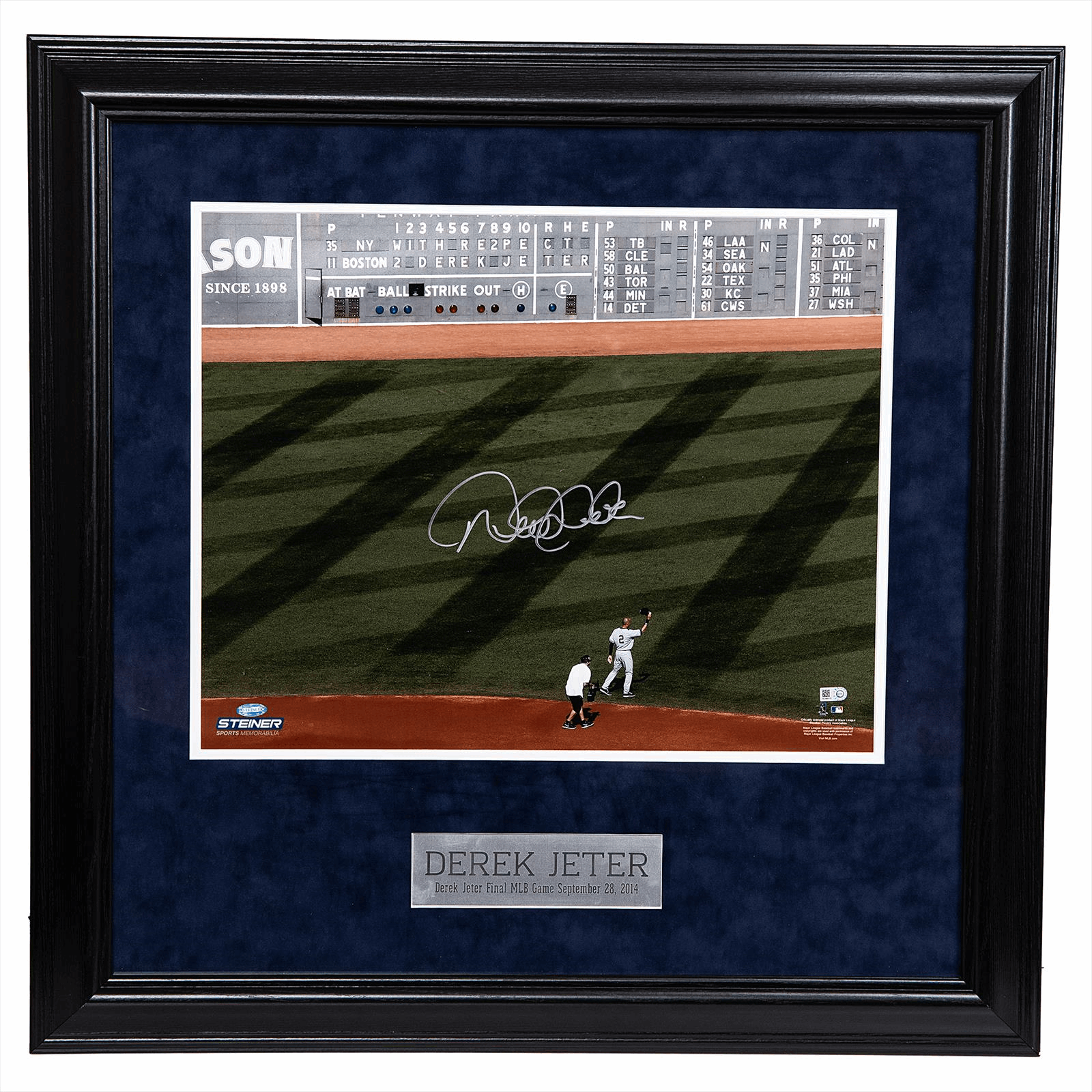 Derek Jeter Signed 16 x 20 in. Derek Jeter Final MLB Game Framed Steiner and MLB Certified 