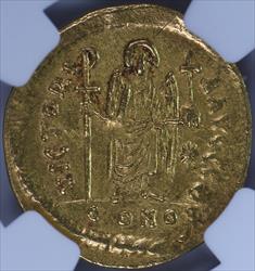Byzantine Empire Justin I, AD 527-565, AV Solidus NGC CH. XF 