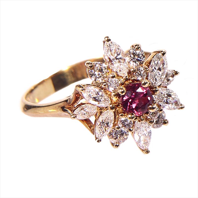 18kt Yellow Gold Ruby (.25ct) and Diamond Ring - Size 6.5 4.2g 