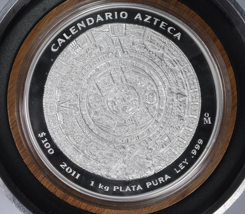  2011 Mexico 1 kilo $100 Silver Aztec Calendar (w/Box & COA) 