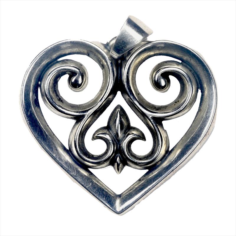  James Avery Sterling Silver Large French Scroll Heart Pendant 